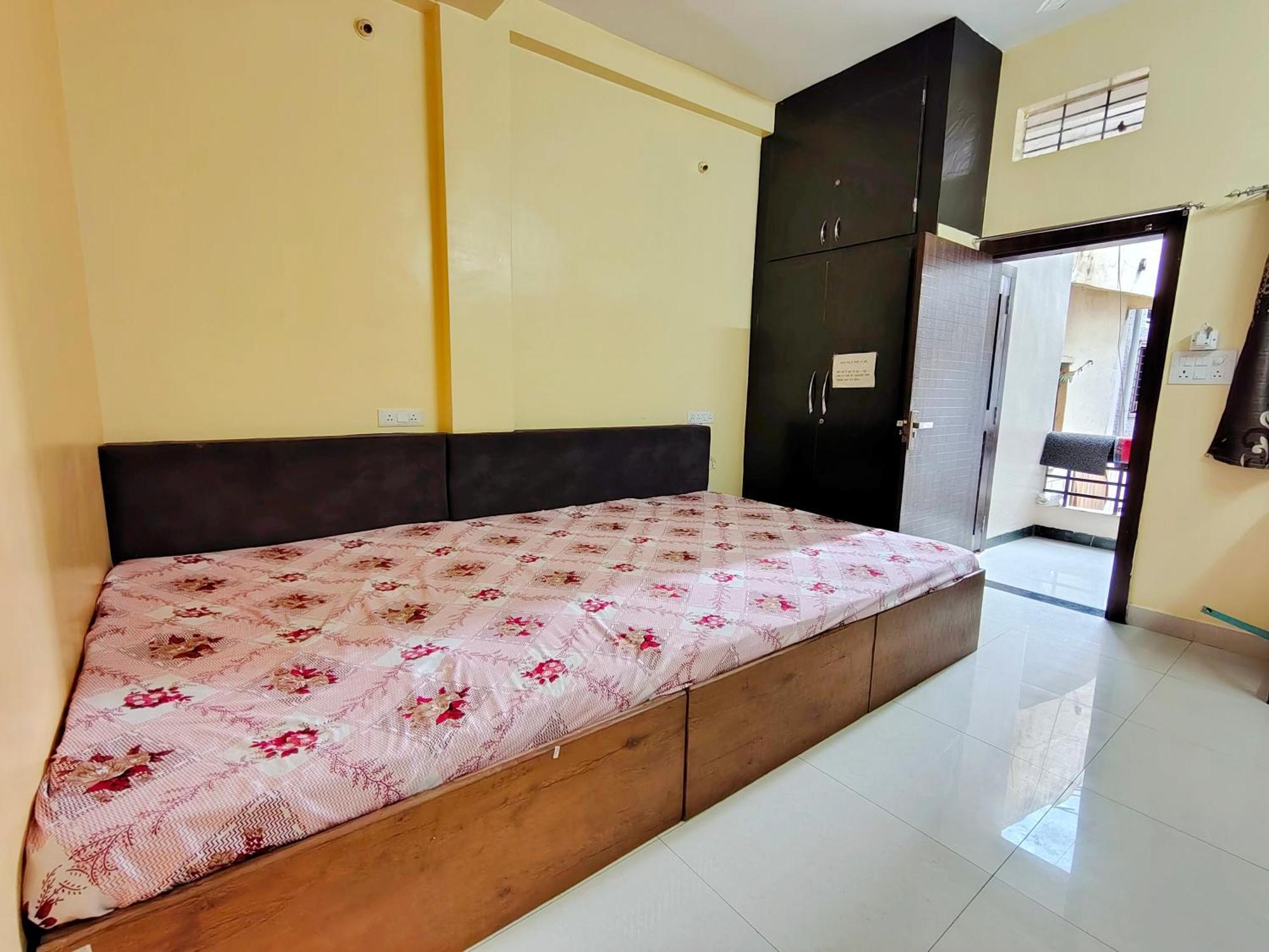Anand Yatri Grah - Home Stay, อุจเจน ภายนอก รูปภาพ